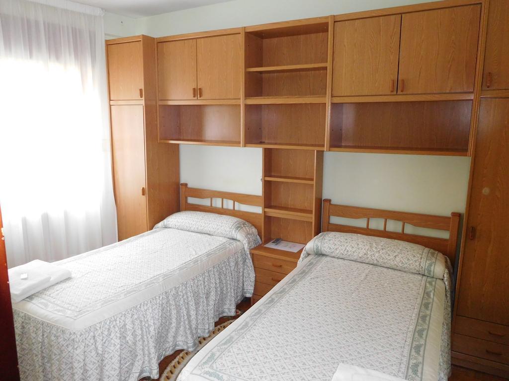 Pension Estrada Сантьяго-де-Компостела Экстерьер фото
